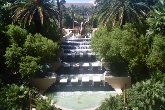 four seasons vegas 4 The Best Resort In Vegas (Without A Casino)