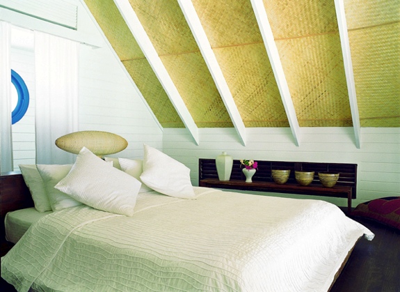 maldives honeymoon suite The Luxurious Boat Room Resort