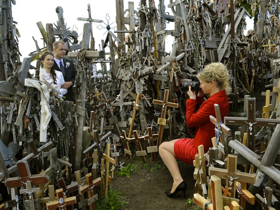hill crosses lithuania 2 The Hill of Crosses