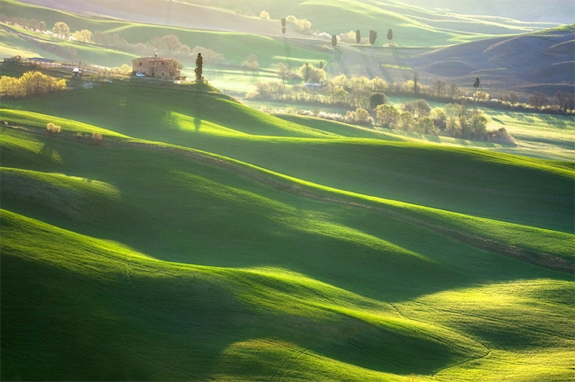 tuscany moravia travel photographs 4 Tuscany and Moravia Through a Telephoto Lens