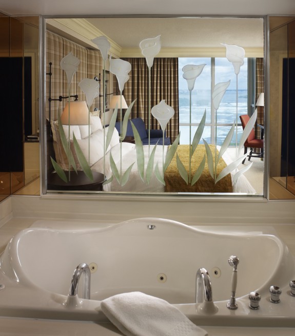 marriott niagara falls best hotel view 2 575x656 The Best View of Niagara Falls from a Hotel Room 